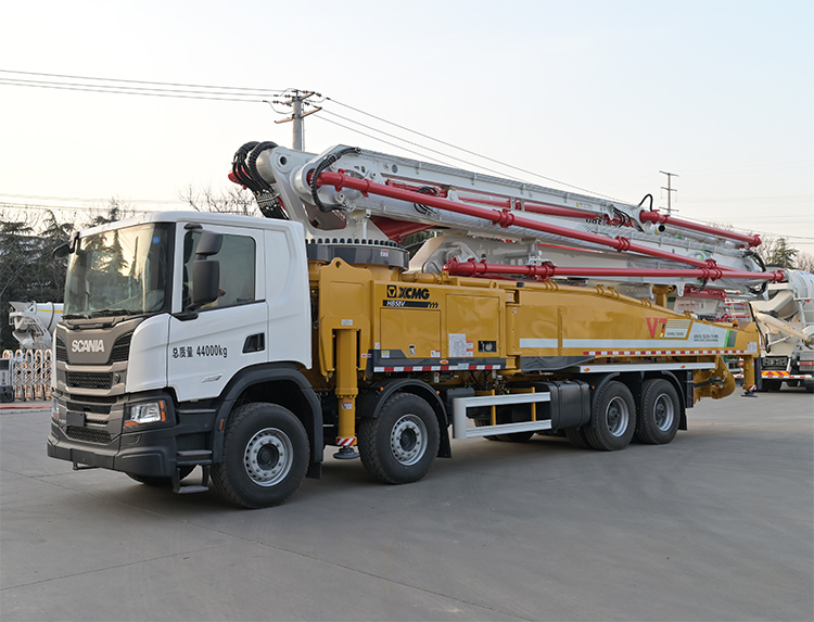 XCMG Schwing concrete pump truck HB58V China new 58m concrete truck with scania chassis for sale